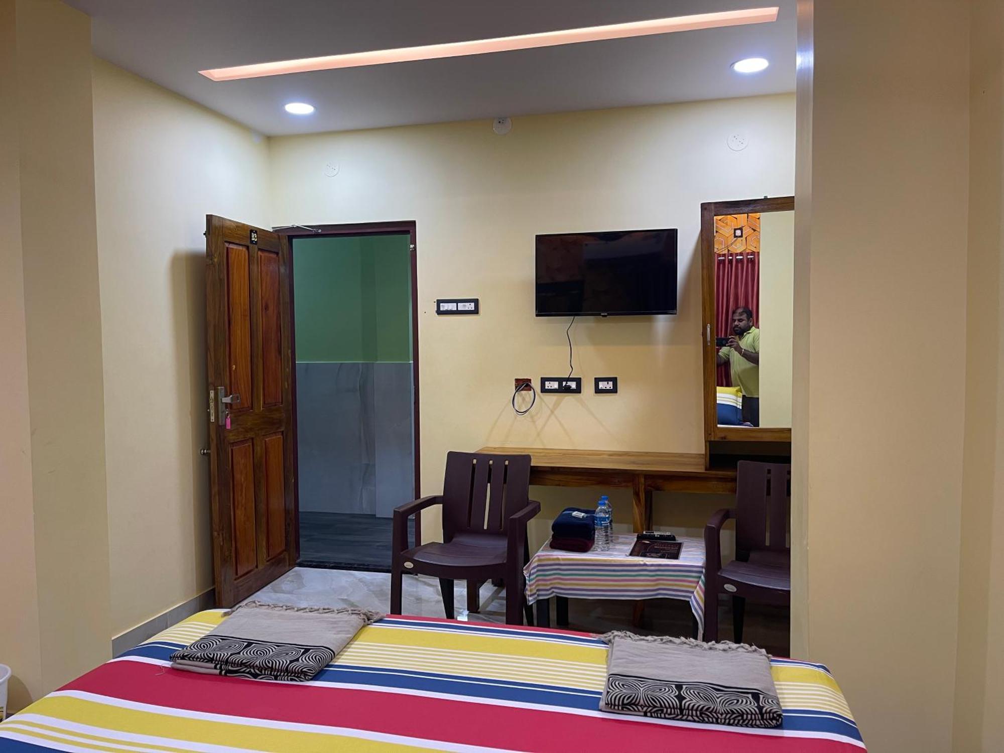 Nimmu Guest House & Restaurant Gokarna 고카르나 외부 사진