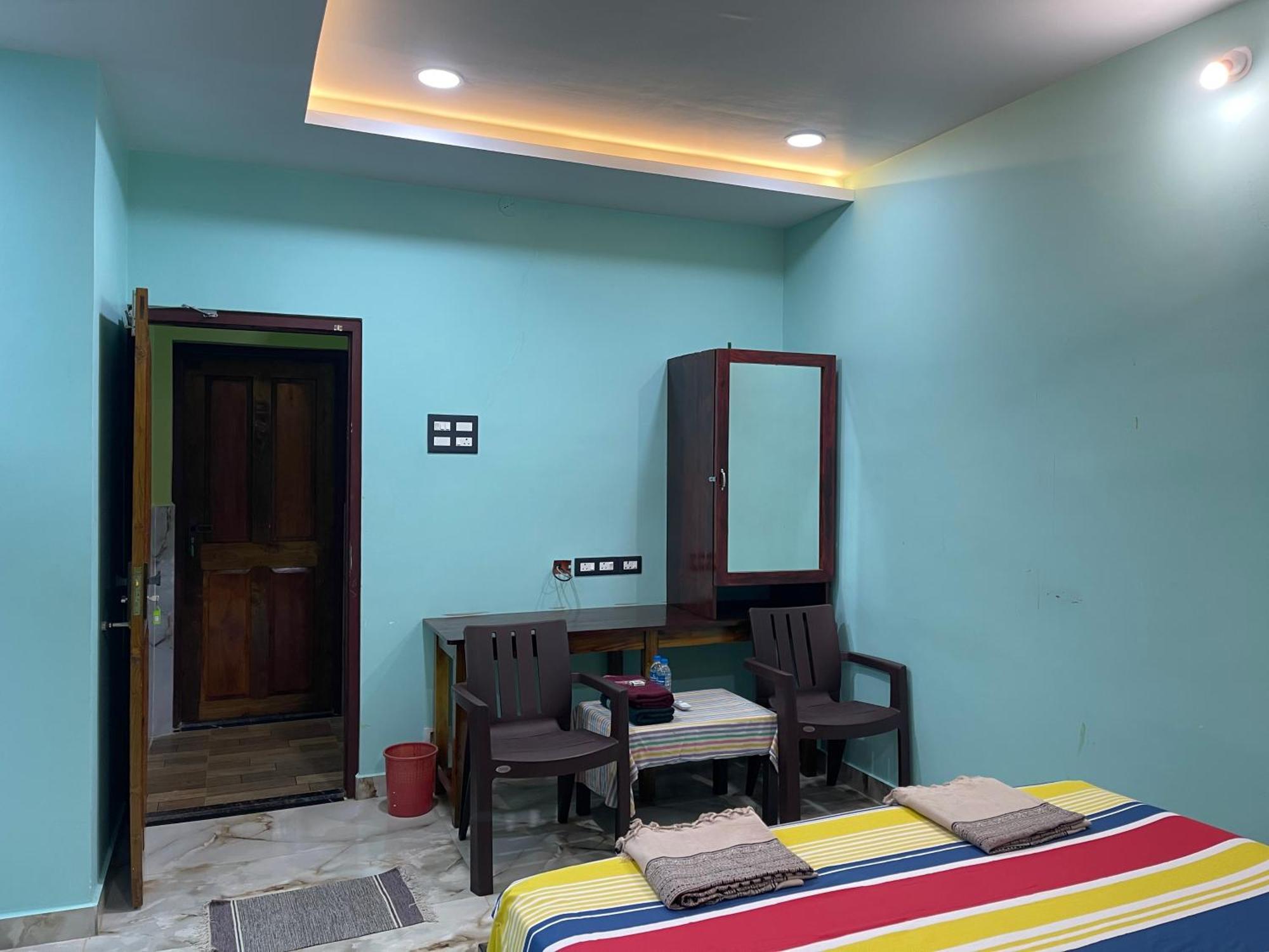 Nimmu Guest House & Restaurant Gokarna 고카르나 외부 사진