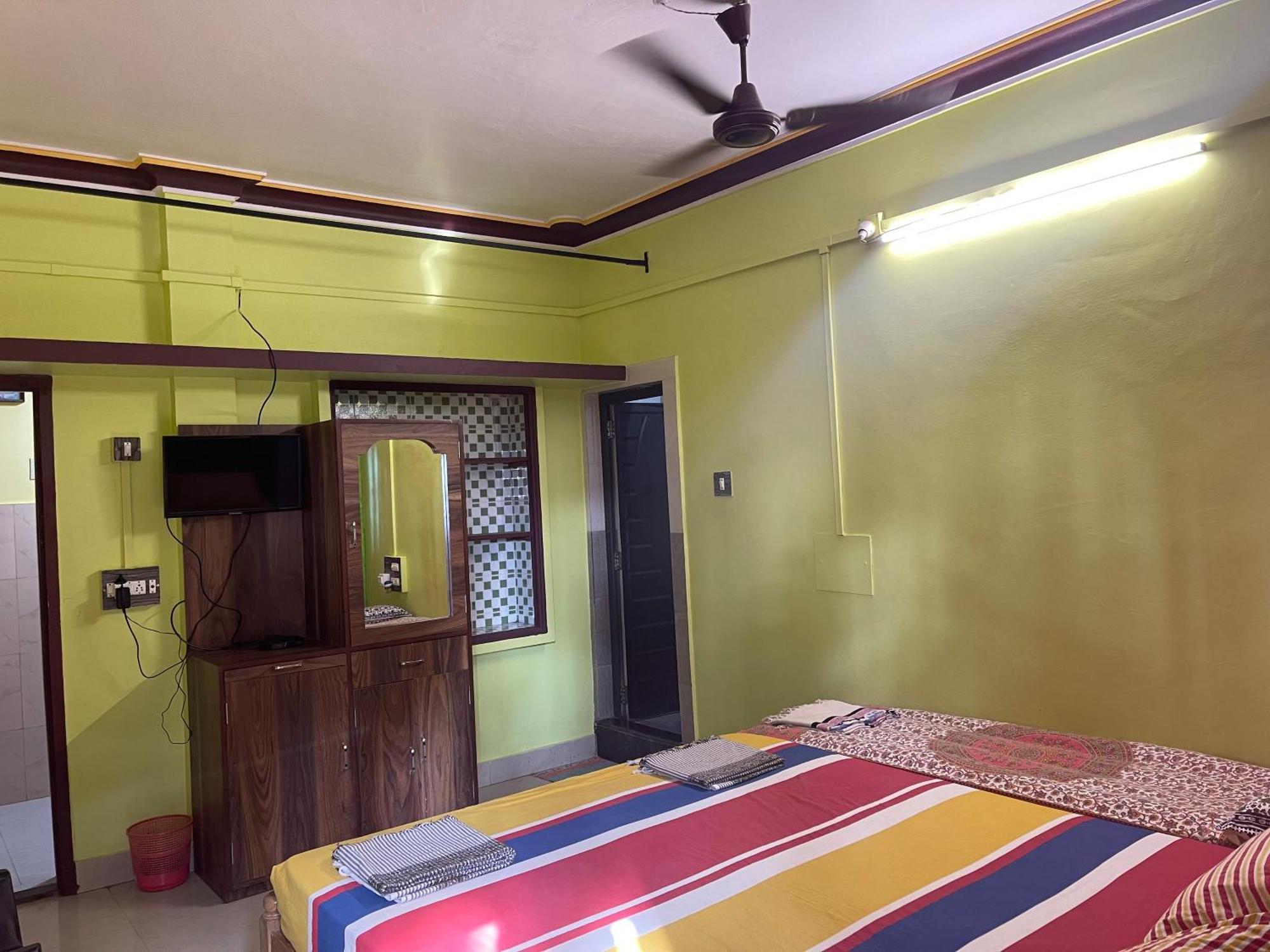 Nimmu Guest House & Restaurant Gokarna 고카르나 외부 사진